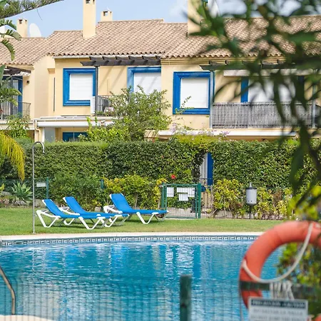 New - Mija Basement Loft Steps From - Perfect For Sun And Sport Seekers Casa vacanze Marbella