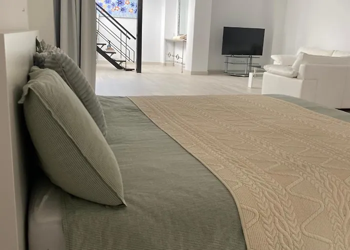 New - Mija Basement Loft Steps From - Perfect For Sun And Sport Seekers Dom wakacyjny *
