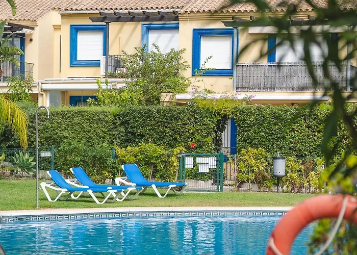 New - Mija Basement Loft Steps From - Perfect For Sun And Sport Seekers Dom wakacyjny Marbella